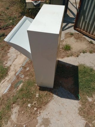 Armario de reciclaje metalico