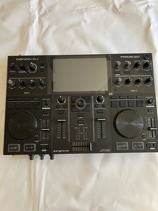 Controladora Denon DJ Prime Go Negra