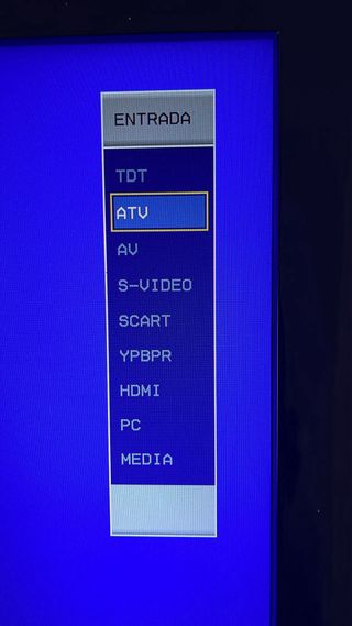 TENERIFE Televisor Supratech 24"