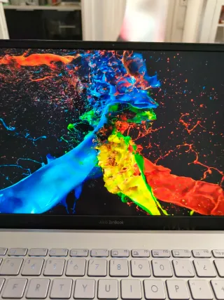 ASUS ZenBook 14 Ultraligero