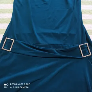 Vestido elástico con pedrería