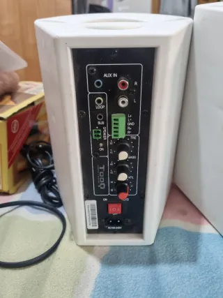 2 Cajas de Altavoces TOOQ