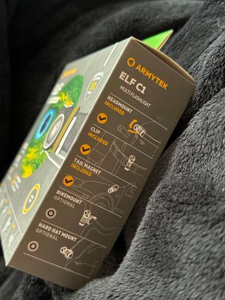 Linterna Armytek Elf C1