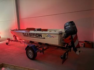 Embarcación Glastron + Yamaha 50cv 4T