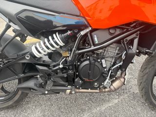 KTM Duke 125 2024 - 1.560 km