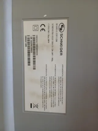 Televisor Schneider.  Gris, Negro y Blanco