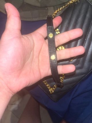Bolso YSL Negro con Cadena Dorada