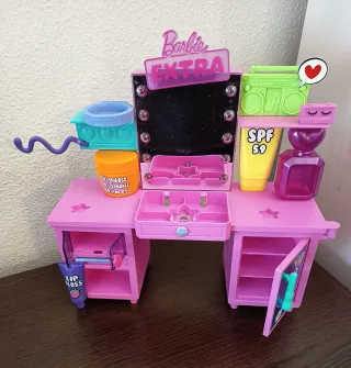 Tocador Barbie Extra con Muñeca