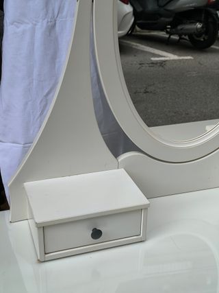 Tocador IKEA HEMNES Blanco con Espejo Ovalado