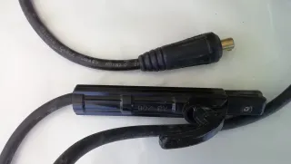 Portaelectrodos y cables de soldadura