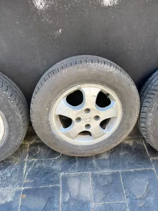 Llantas