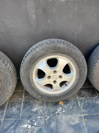 Llantas