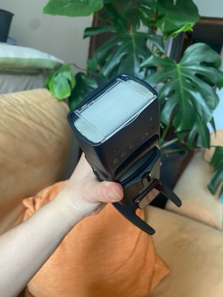 Canon Speedlite 430EX II Flash + difusor + pie