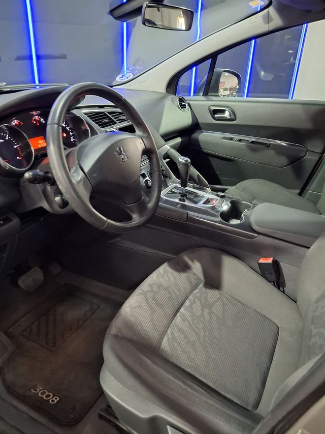 PEUGEOT 3008 Active 1.6 eHDI 112 FAP CMP Blue Lion