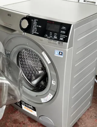 Lavadora AEG 8kg ProSteam Inox