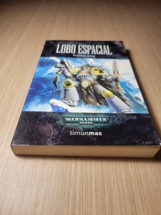 Warhammer lobo espacial libro