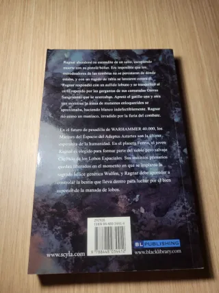 Warhammer lobo espacial libro
