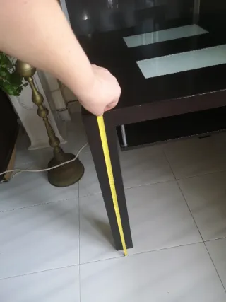 Mesa auxiliar madera y cristal