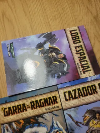 Warhammer Lobos espaciales libros