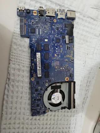 Scheda madre Samsung NP535U3C funzionante