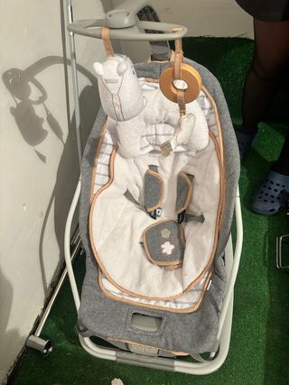 Hamaca para bebé con música