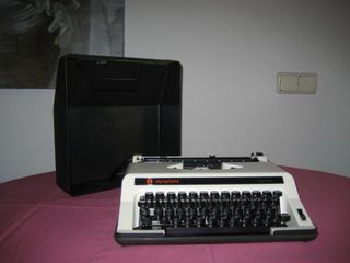 Máquina de escribir Olympiette Special