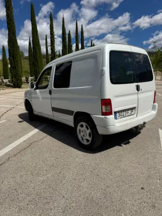 Peugeot e-Partner 2007 AVERIADA