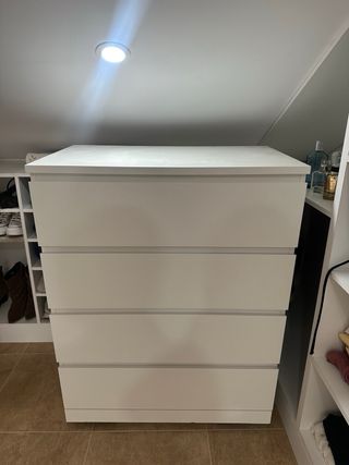 Cómoda Ikea MALM 4 cajones blanca
