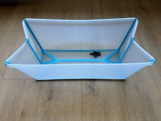 Bañera Stokke con asiento para bebé