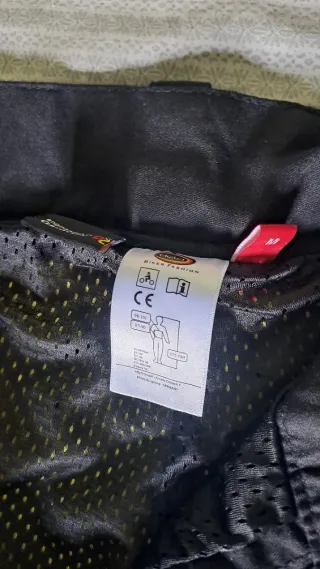 A ESTRENAR Pantalón Moto Negro con Cremalleras