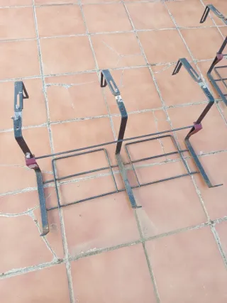 2 Soportes para Jardinera