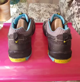 Zapatillas Salewa Wildfire Trekking Mujer  40.5