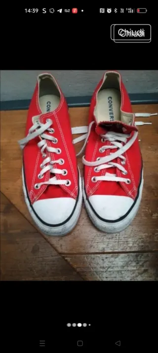 Converse rosse