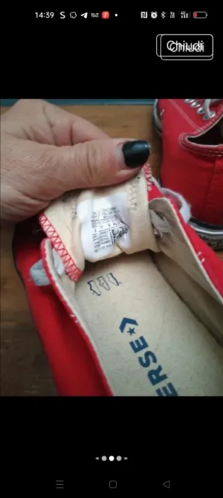 Converse rosse