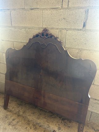Muebles de madera antiguos