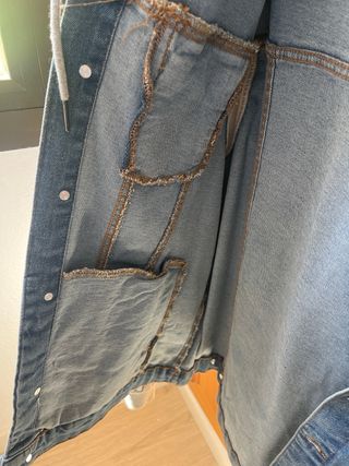 Chaqueta vaquera con capucha chico