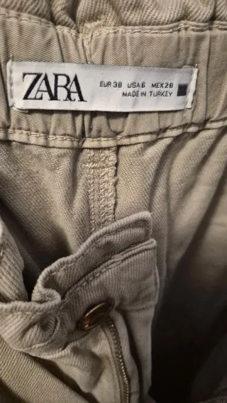 Pantalones anchos Zara verde oliva