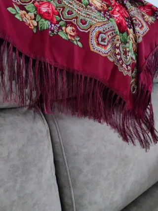 Manton Flamenca Rojo Flores