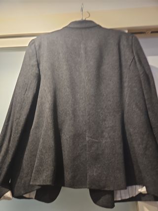 Chaqueta Zara Gris