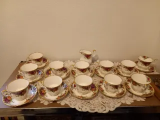 Juego de té Royal Albert Old Country Roses