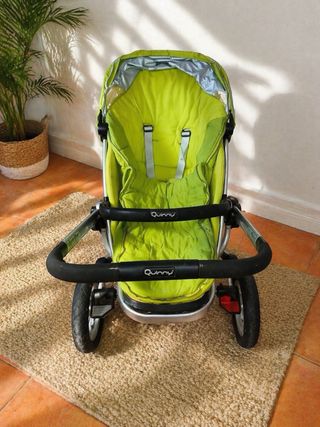 Carro de bebé Quinny color verde