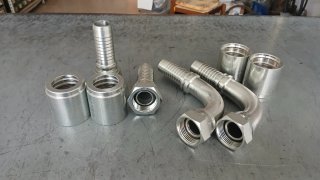 Set raccordi oleodinamici