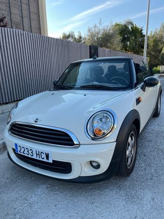 MINI Cabrio 2011