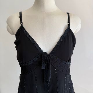 Top Y2K gótico negro lentejuelas