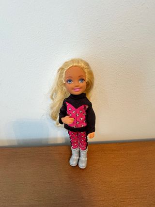 Barbie Moto de Nieve y Muñecas