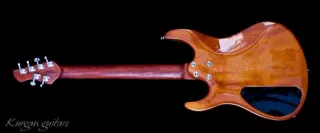 Guitarra Eléctrica Boutique Kurgan VR Classic.