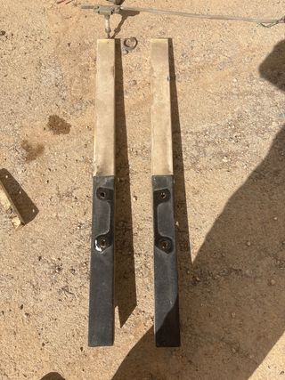 Adorno Pilar Land Rover Santana