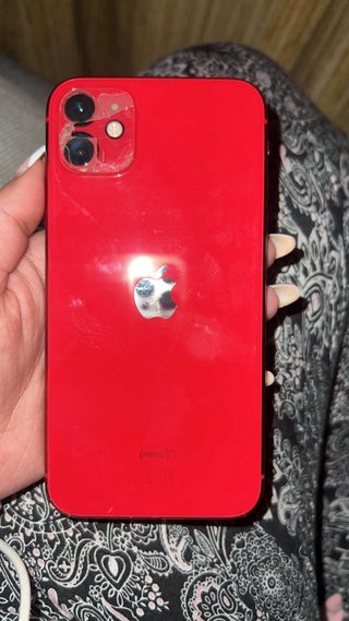 iPhone 11 64GB Rojo de Segunda mano por 120 EUR en Sevilla | Wallapop