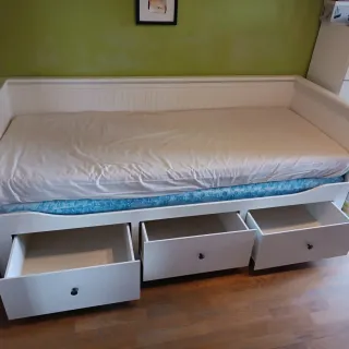 Diván HEMNES 80x200cm con colchones