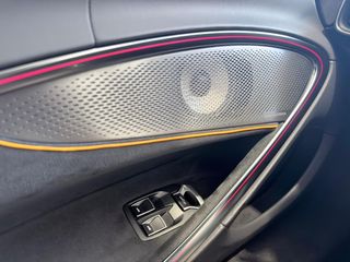 McLaren  Artura 2025